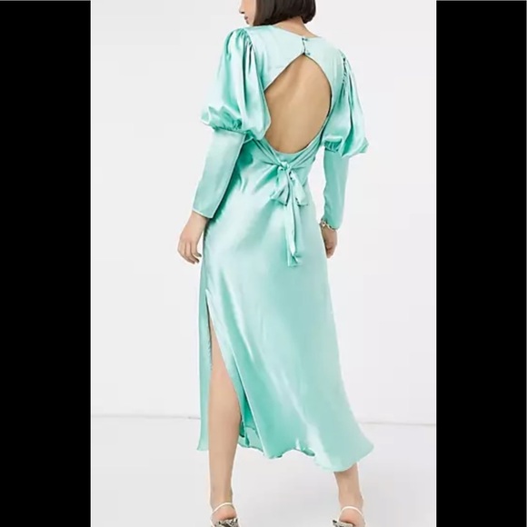 A fabulous NWT ASOS design long dress - Picture 2 of 5